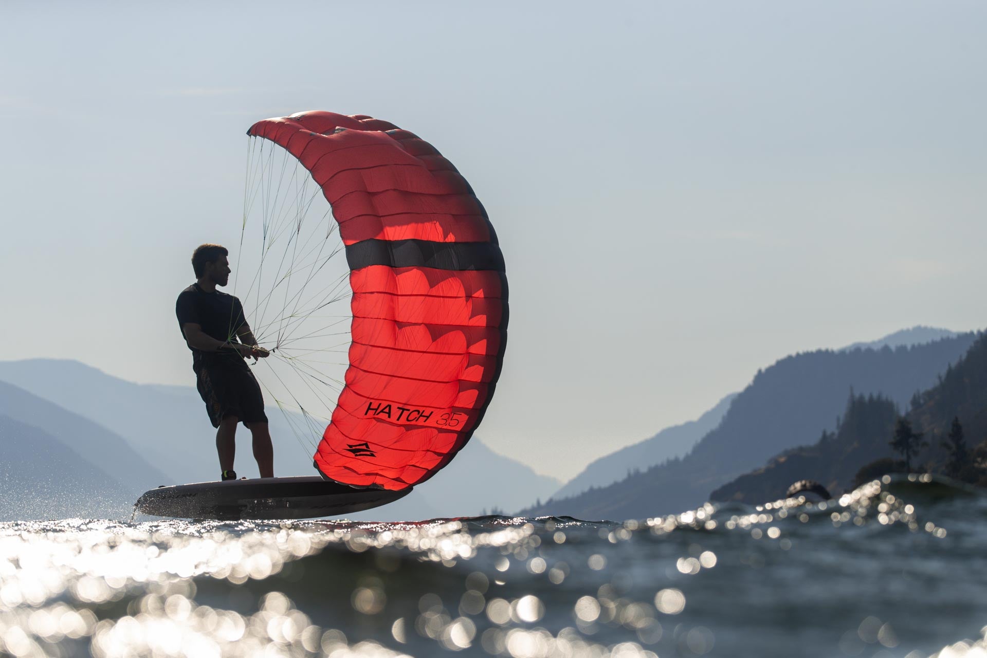 foiling downwind wingfoil foil surf hydrofoil parawing